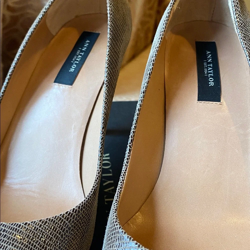 Ann Taylor Textured Tan Heels